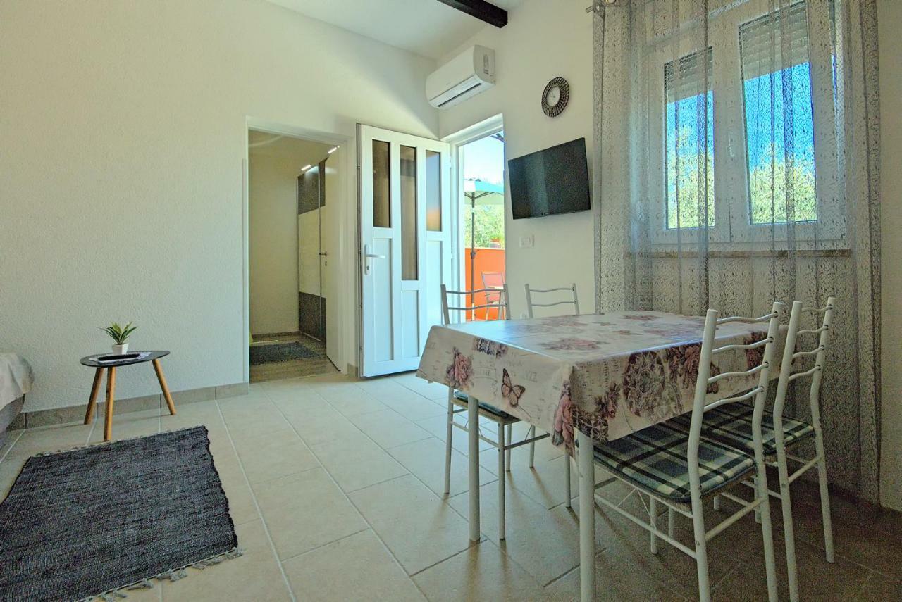 App Klabot *** Apartment Umag Exterior foto